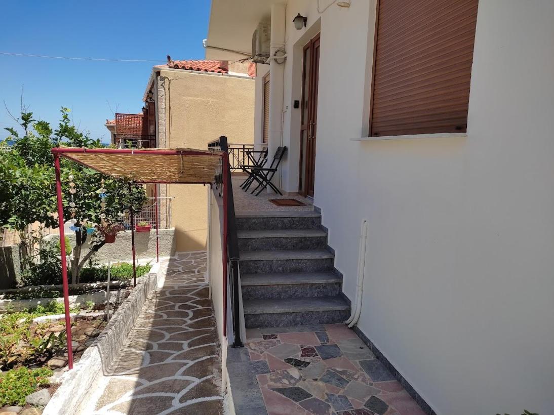 شقة Myron & Gabby'S House Monemvasía المظهر الخارجي الصورة